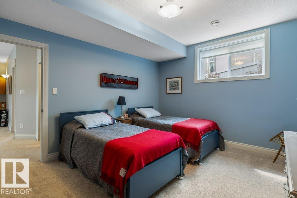36 KINGSMOOR CL, St. Albert