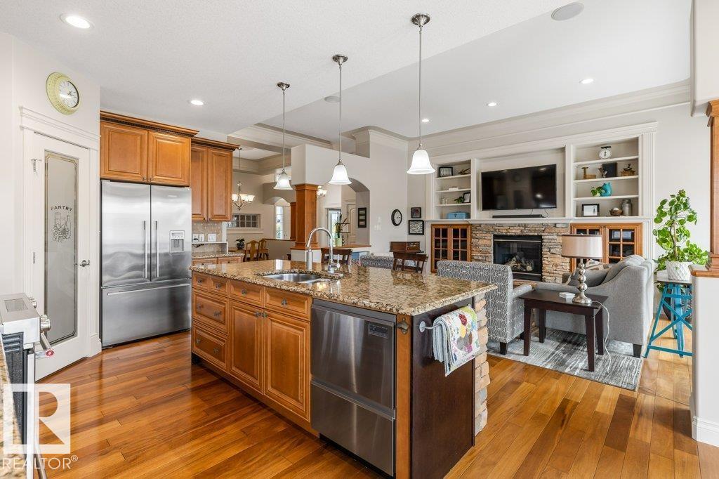 36 KINGSMOOR CL, St. Albert
