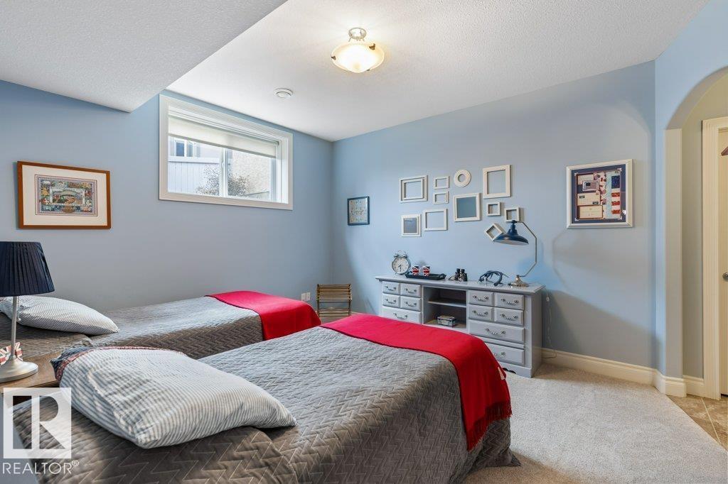 36 KINGSMOOR CL, St. Albert