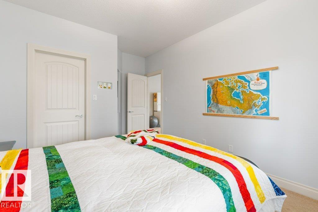 36 KINGSMOOR CL, St. Albert