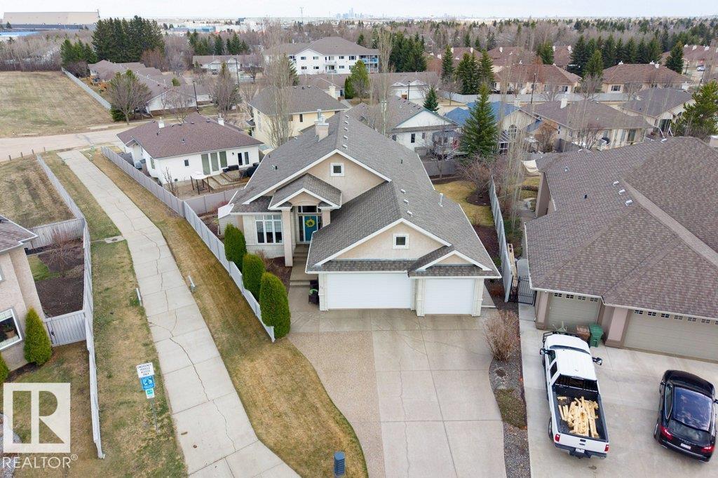 36 KINGSMOOR CL, St. Albert