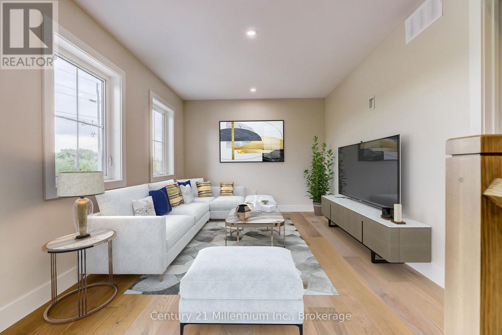 15 GRENVILLE STREET N - 42