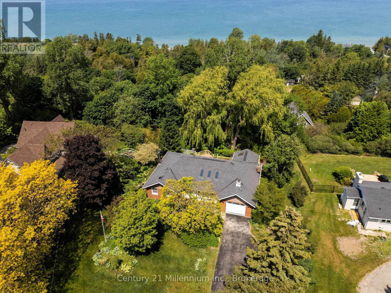 790 LAKE RANGE DRIVE - 2