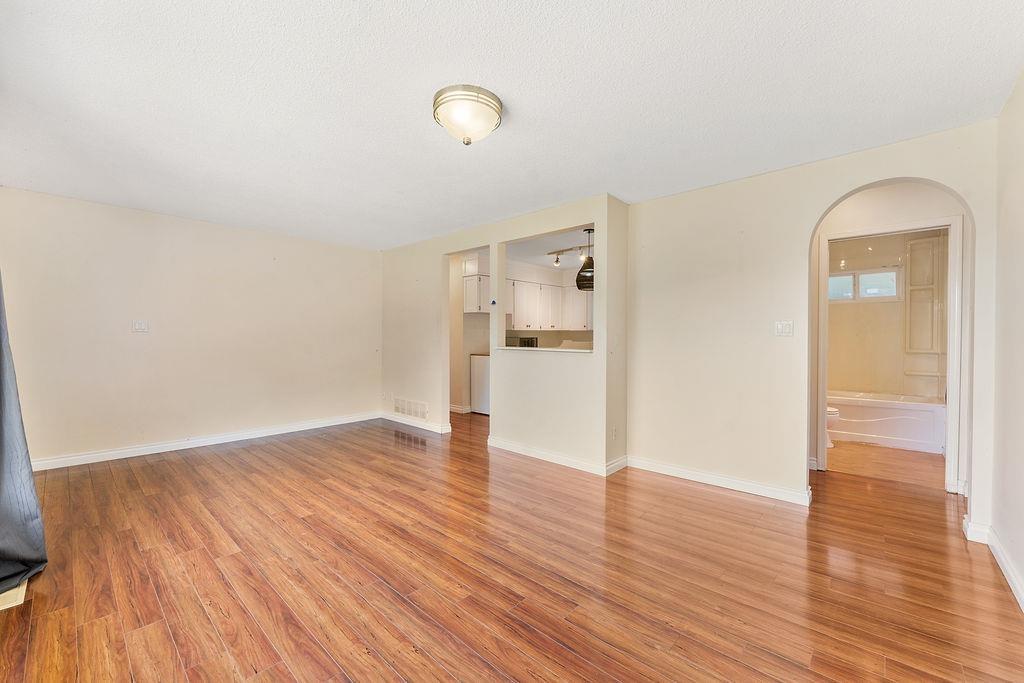 3 Bed, 2 Bath House for Sale in Surrey – 11458 139 STREET, Surrey - Image 11