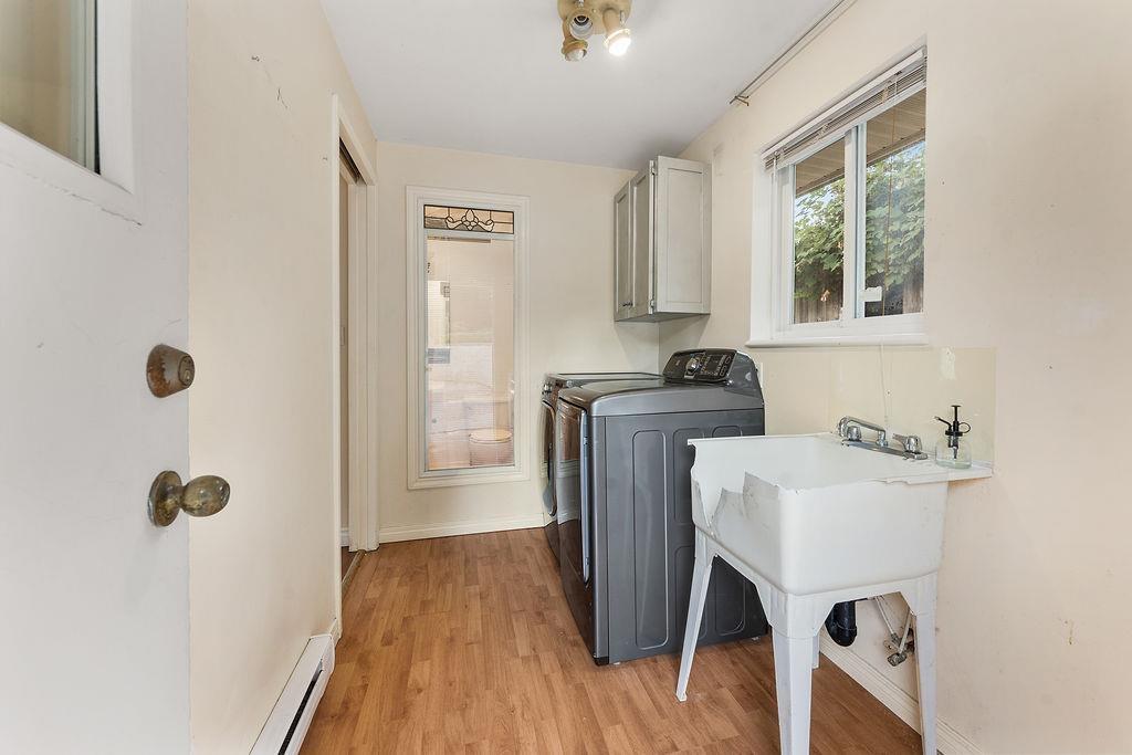 3 Bed, 2 Bath House for Sale in Surrey – 11458 139 STREET, Surrey - Image 34