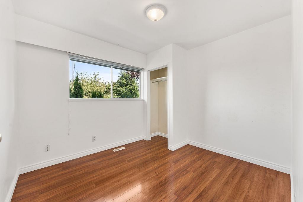 3 Bed, 2 Bath House for Sale in Surrey – 11458 139 STREET, Surrey - Image 16