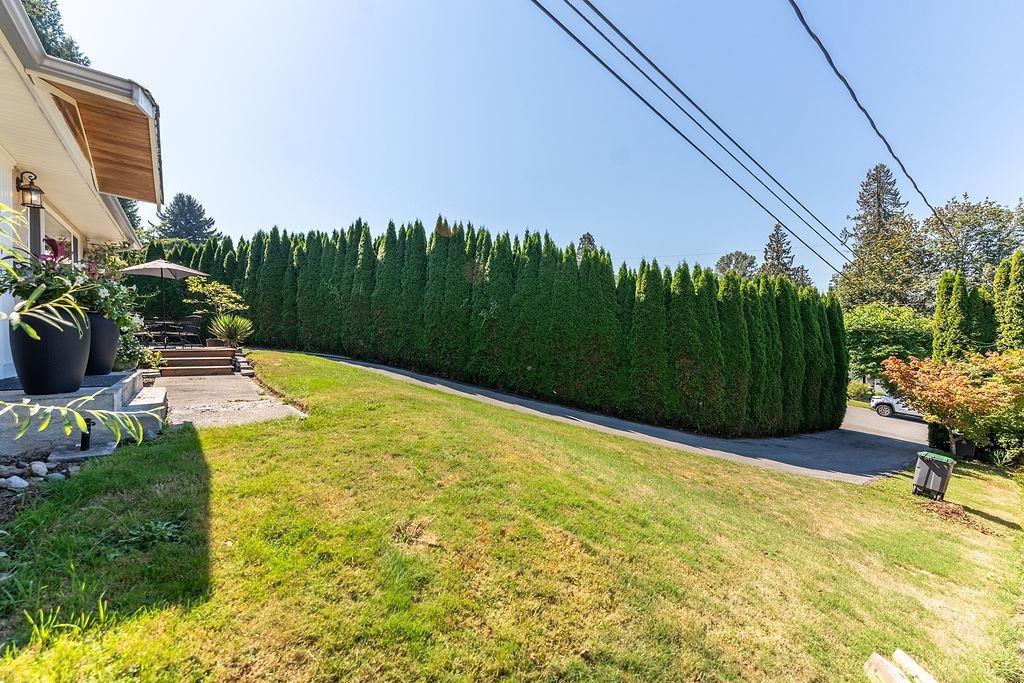 3 Bed, 2 Bath House for Sale in Surrey – 11458 139 STREET, Surrey - Image 7