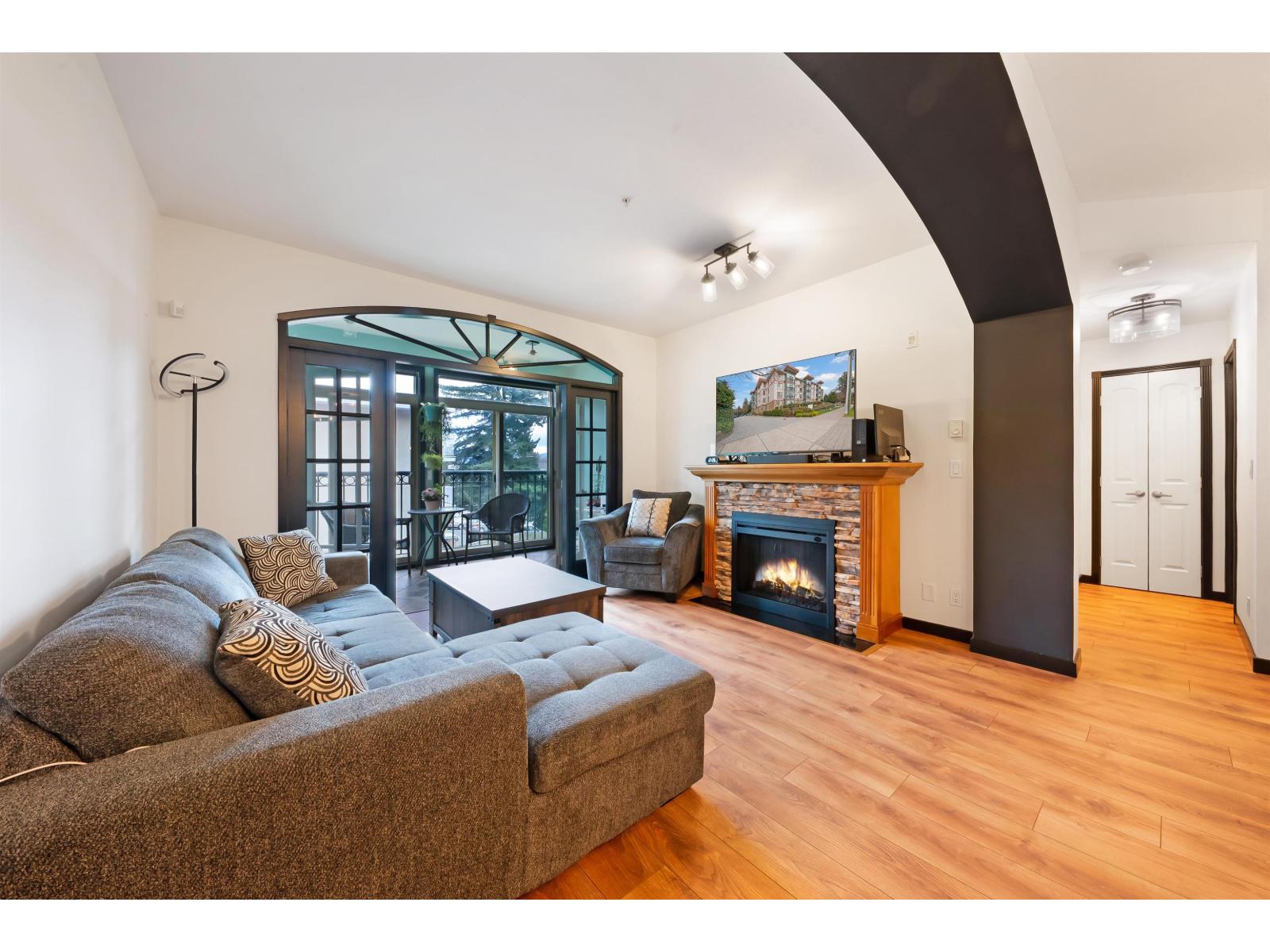 1 Bed, 1 Bath Condo for Sale in Abbotsford – 208 33485 SOUTH FRASER WAY, Abbotsford – MLS# R3118974 - Image 13