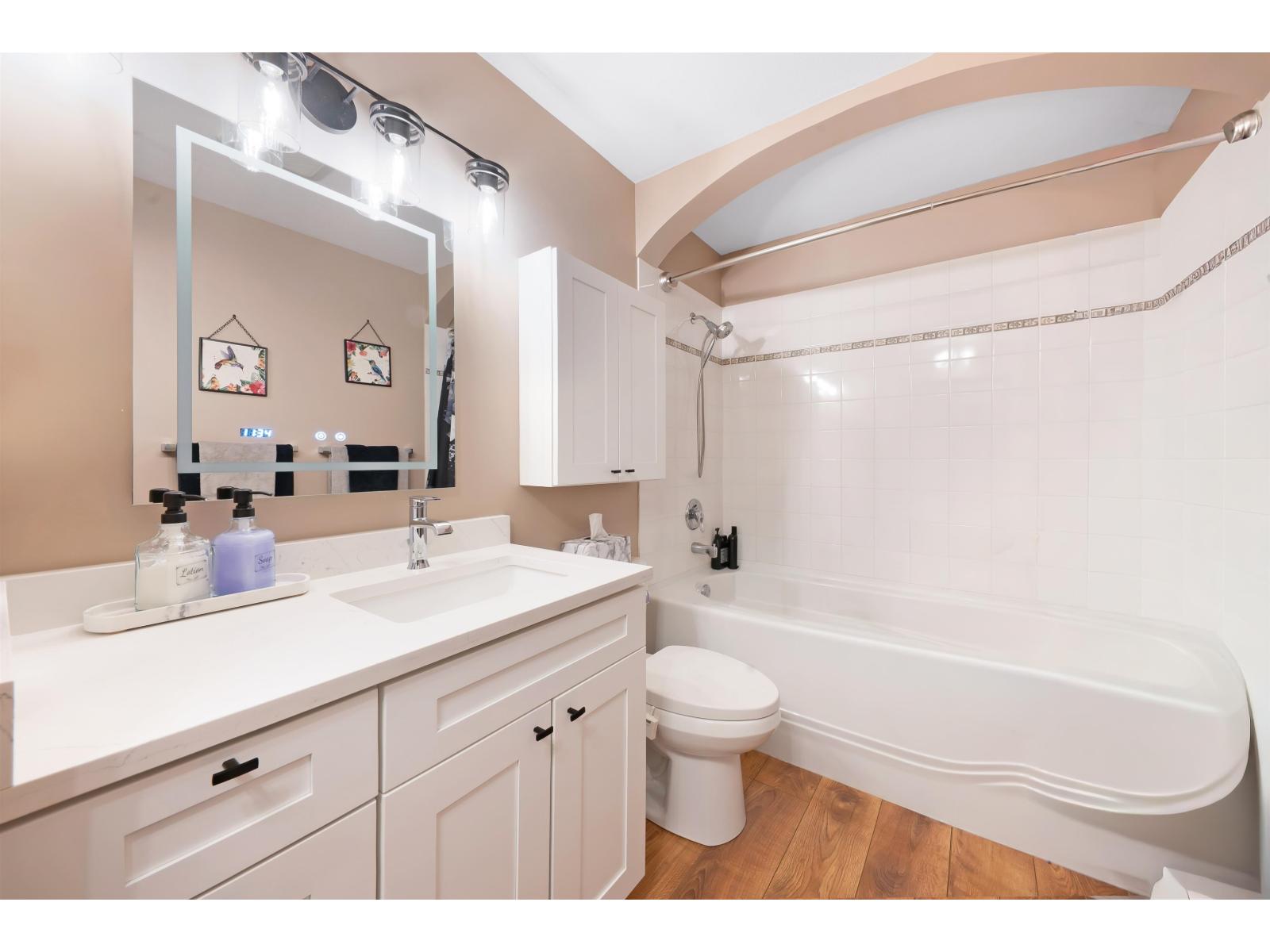 1 Bed, 1 Bath Condo for Sale in Abbotsford – 208 33485 SOUTH FRASER WAY, Abbotsford – MLS# R3118974 - Image 2