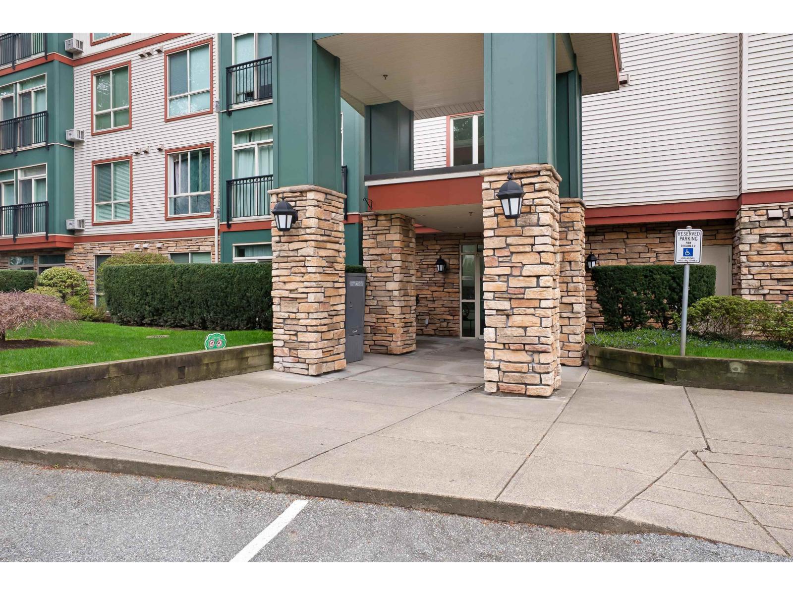 1 Bed, 1 Bath Condo for Sale in Abbotsford – 208 33485 SOUTH FRASER WAY, Abbotsford – MLS# R3118974 - Image 15
