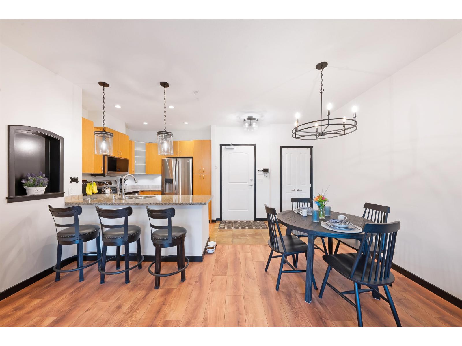 1 Bed, 1 Bath Condo for Sale in Abbotsford – 208 33485 SOUTH FRASER WAY, Abbotsford – MLS# R3118974 - Image 5