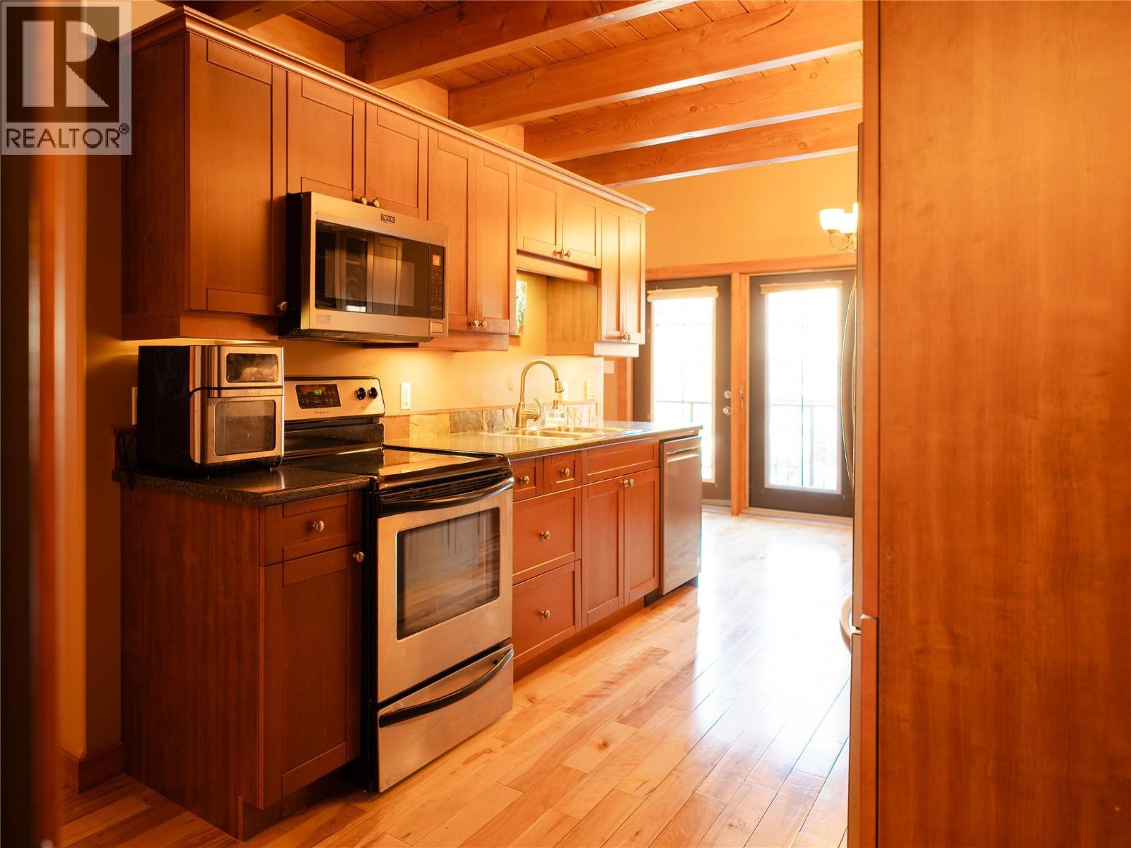 #404 1901 Choquette Avenue - 20