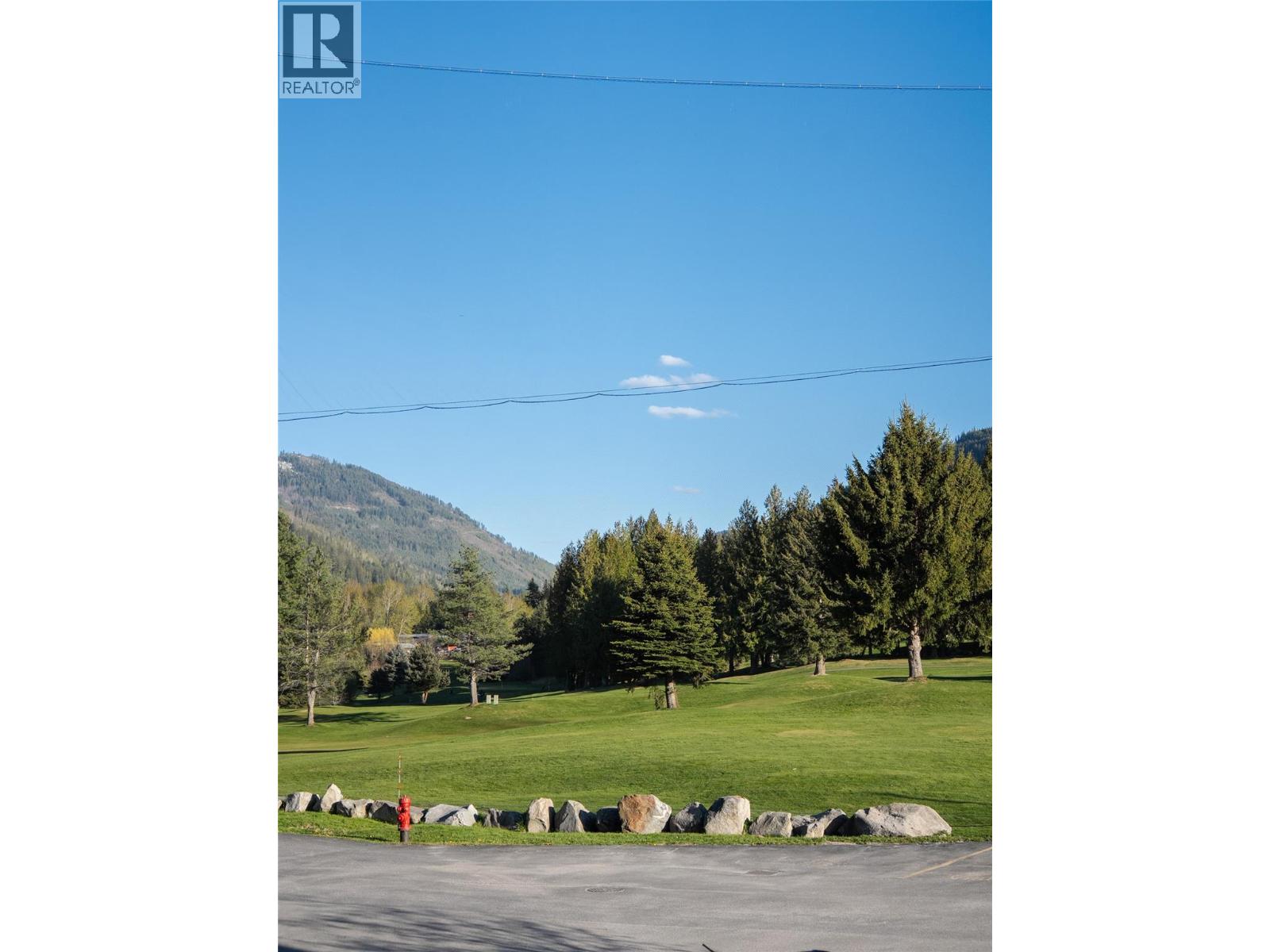 #404 1901 Choquette Avenue - 57