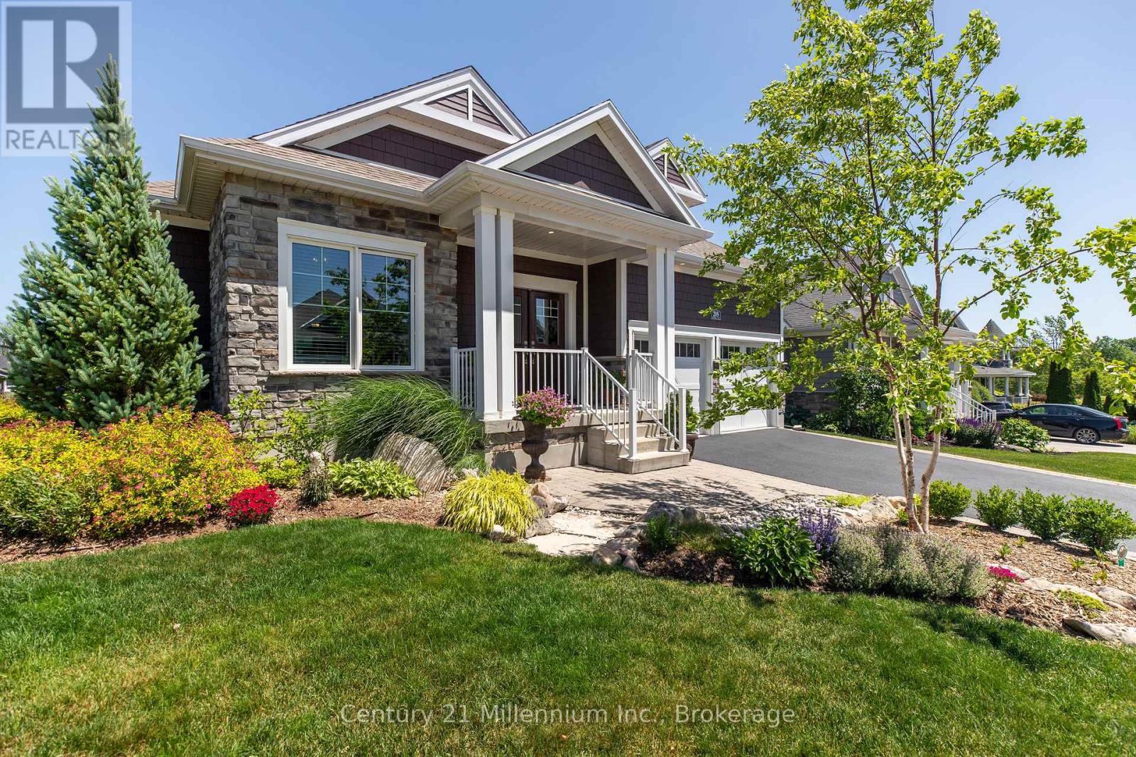 209 SNOWBERRY LANE - 1