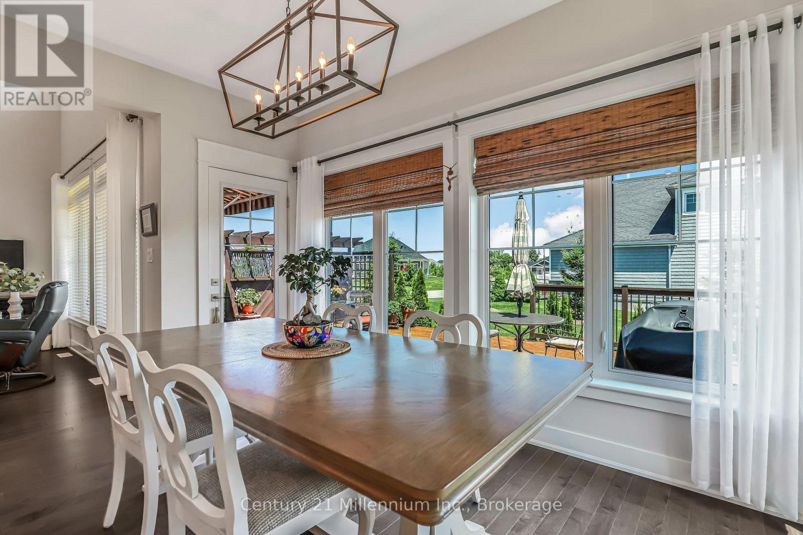 209 SNOWBERRY LANE - 26
