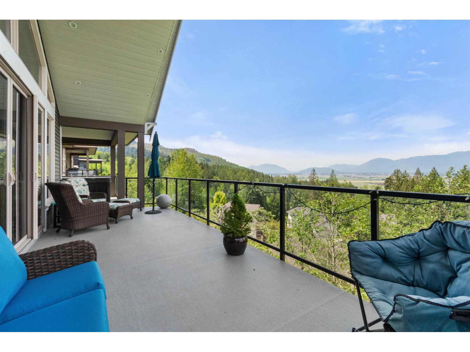 7319 MOUNT THURSTON DRIVE, Eastern Hillsides, Chilliwack