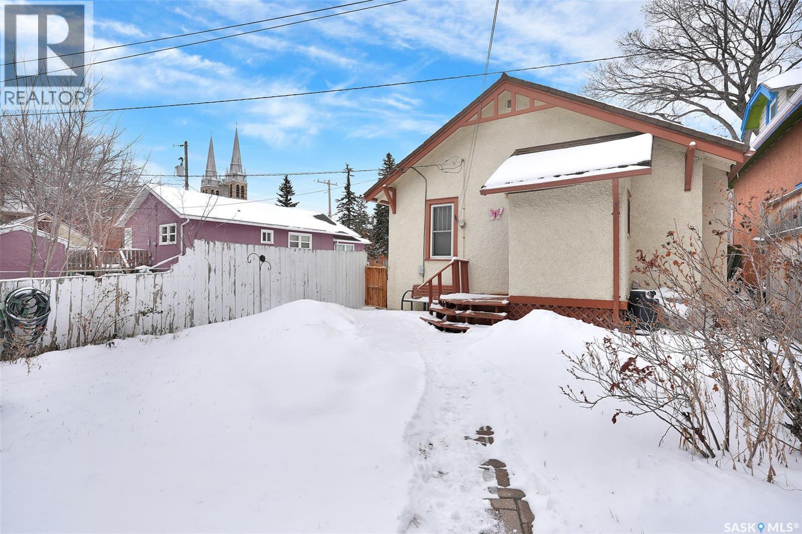 3230 13th AVENUE - 26