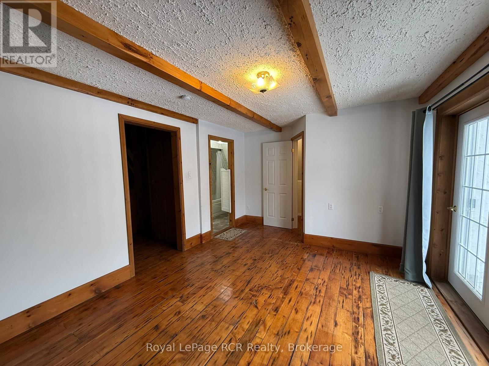 230 GARAFRAXA STREET N - 10