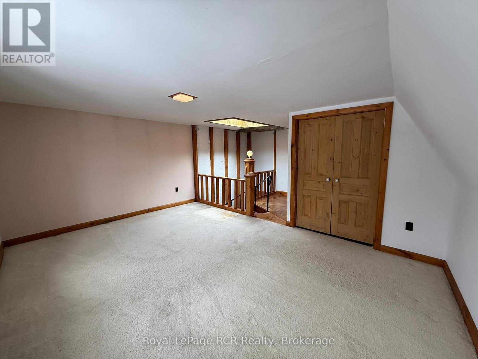 230 GARAFRAXA STREET N - 14