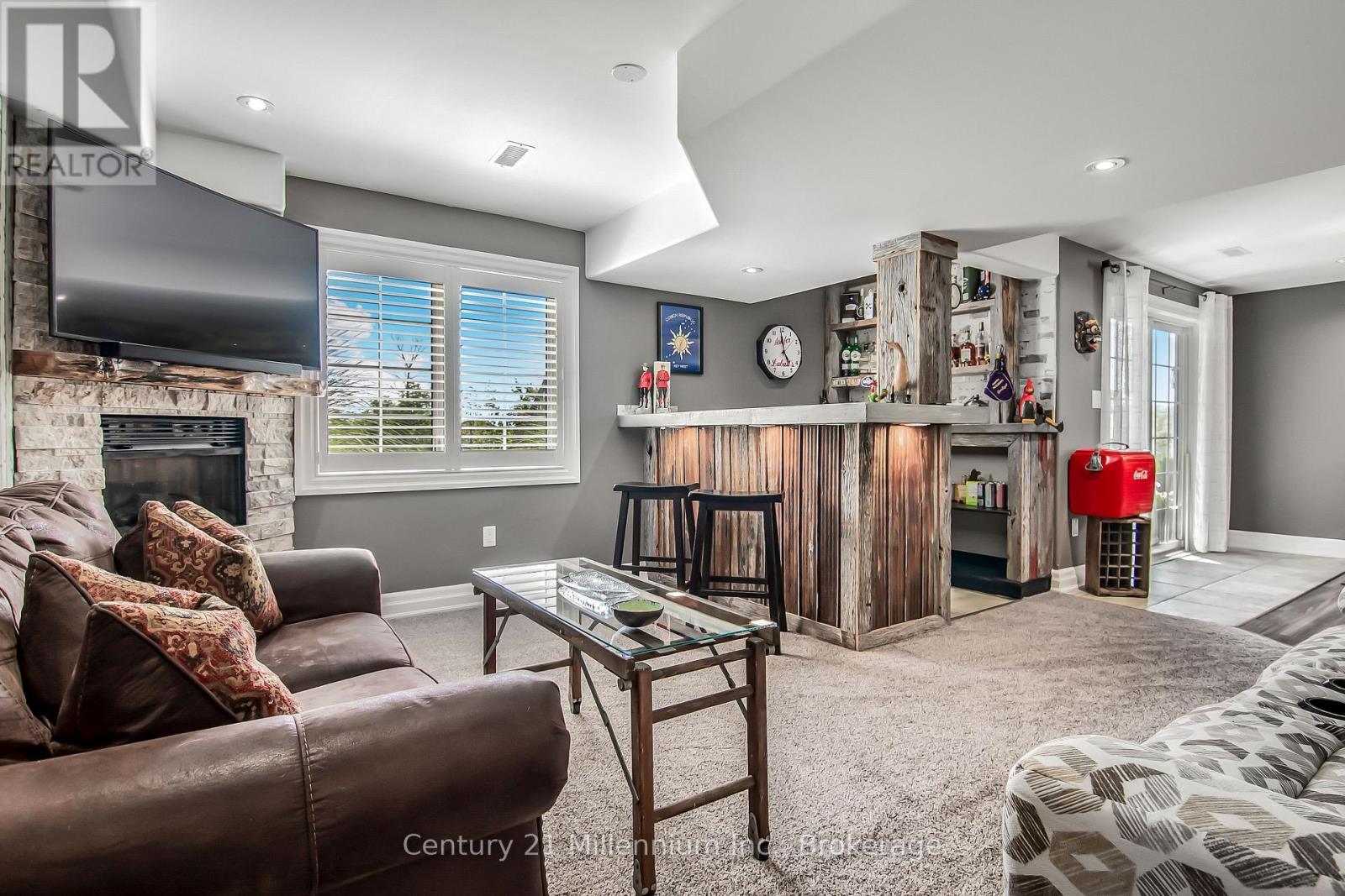 301 TELFORD TRAIL - 42