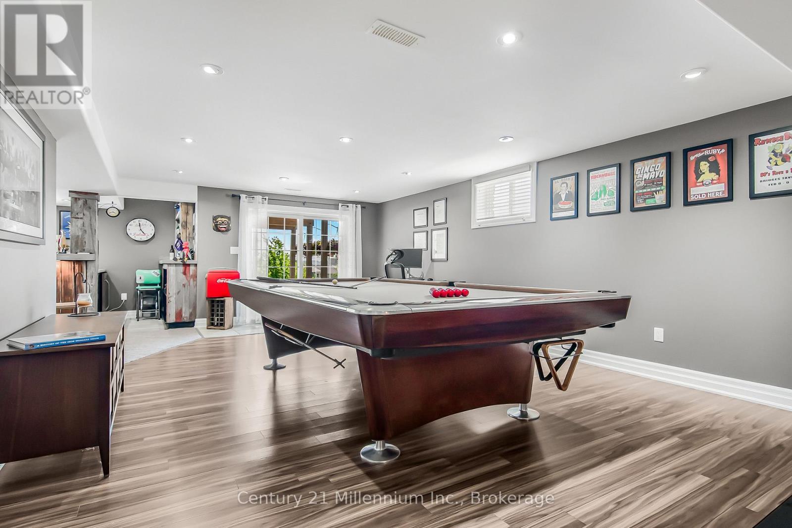 301 TELFORD TRAIL - 37