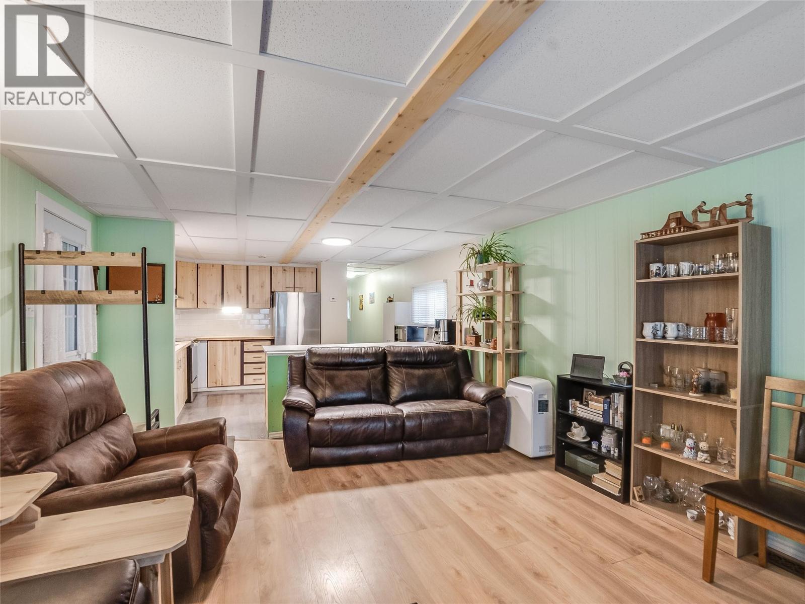 916 AIRPORT Road Unit# 8, Salmo