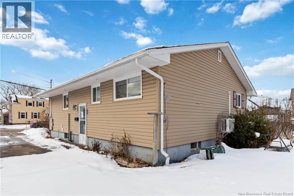 14 Wilmot Avenue - 24