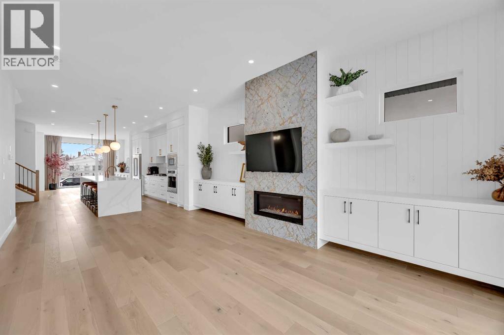 2625 29 Street SW - 17