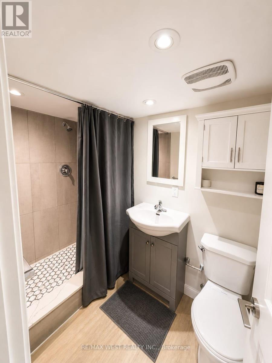 112 SILVERTHORN AVENUE - 21