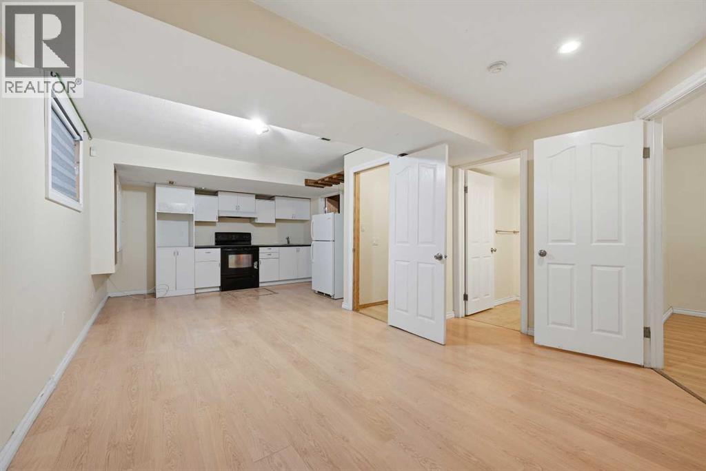 165 Saddlecrest Way NE - 37