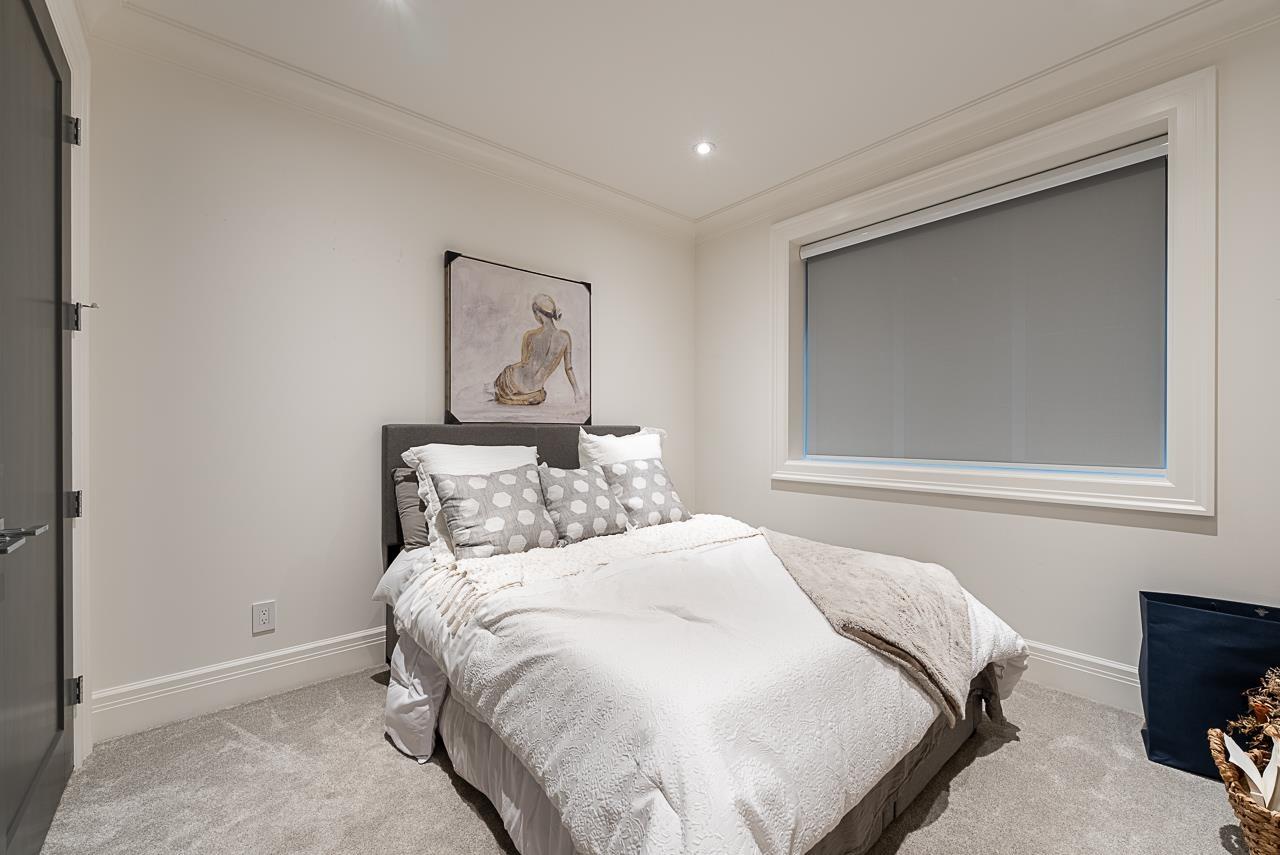 14237 VINE AVENUE, White Rock