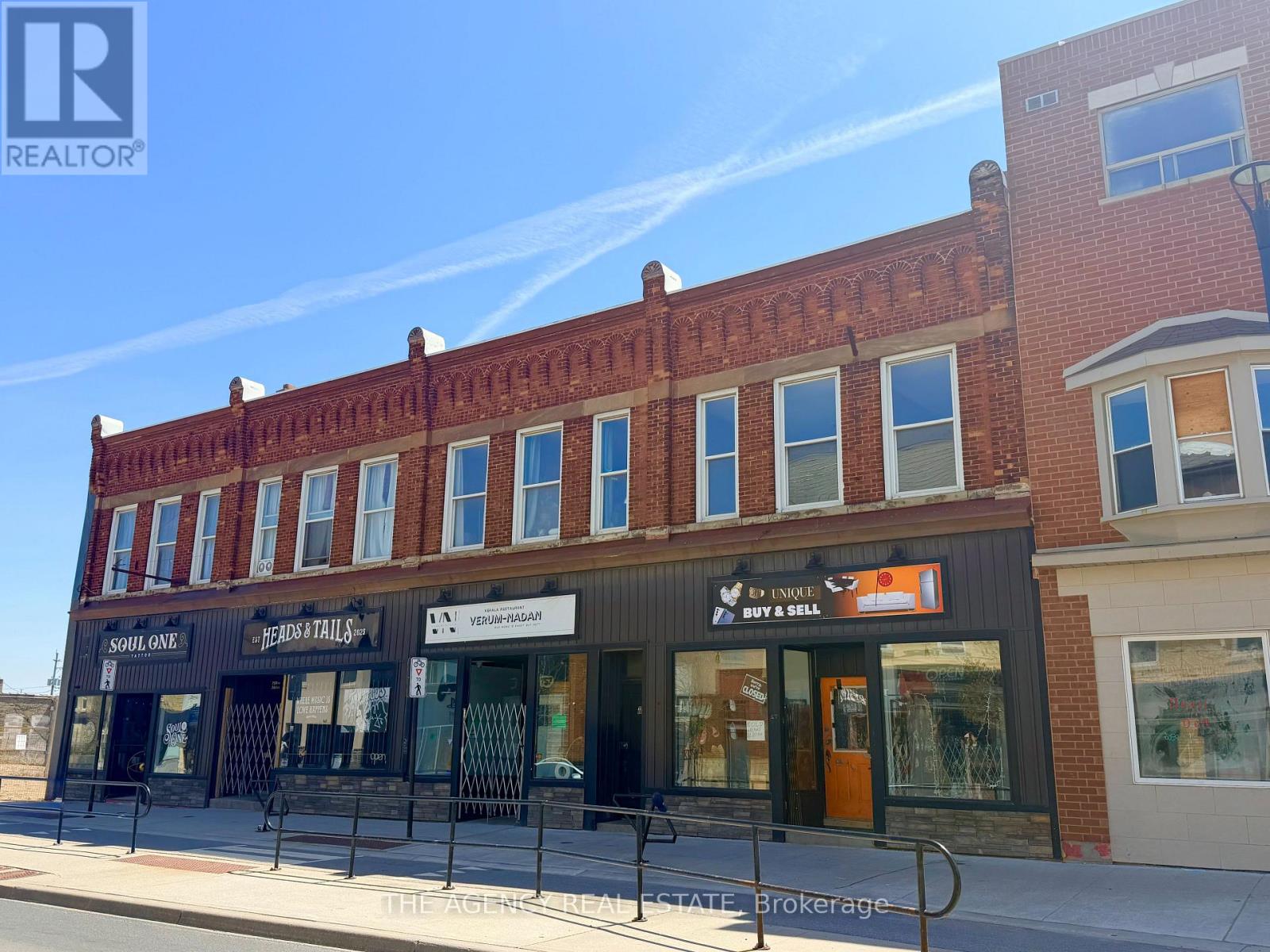 761 DUNDAS STREET - 3
