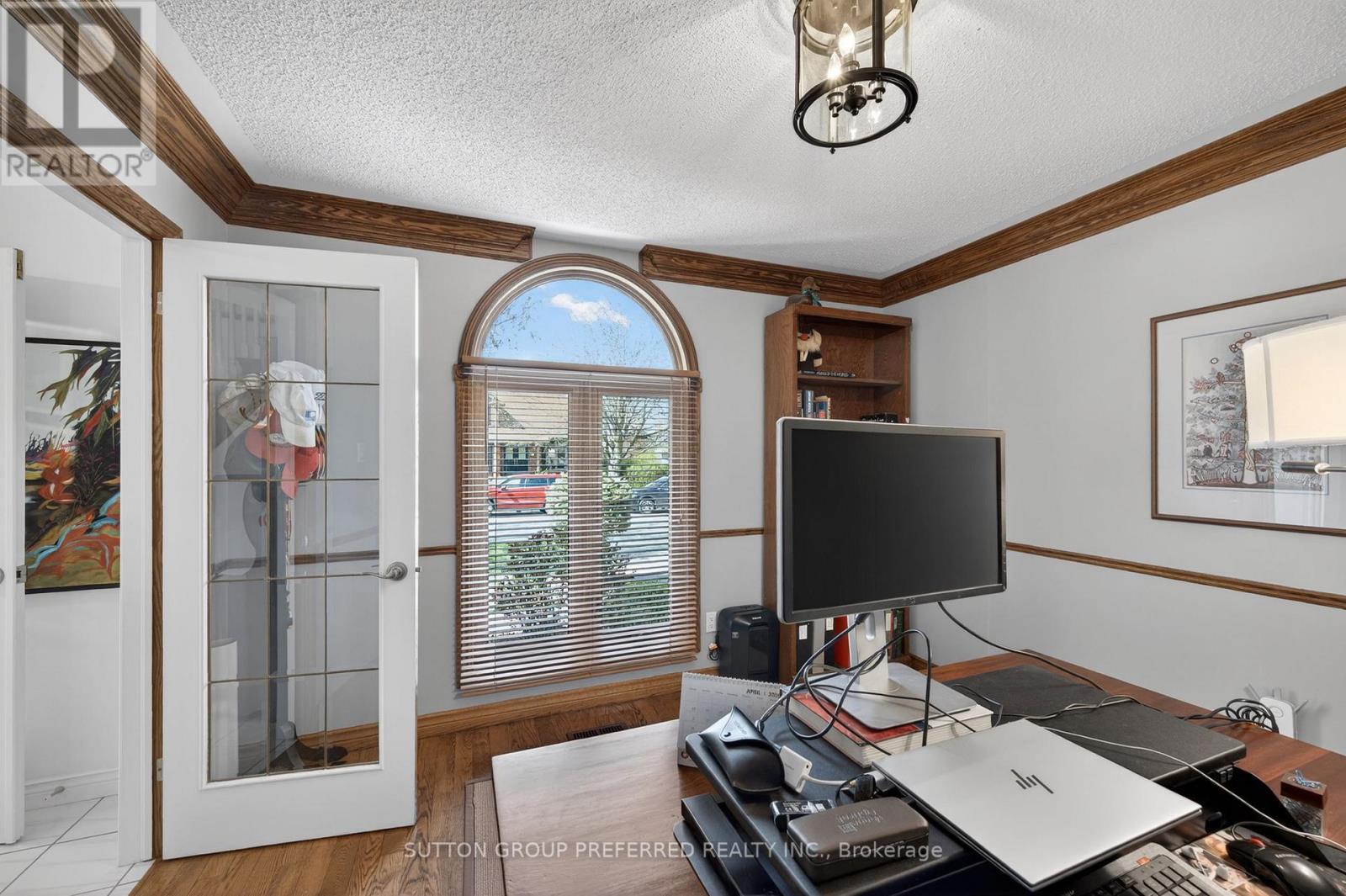62 CARRIAGE HILL DRIVE - 15