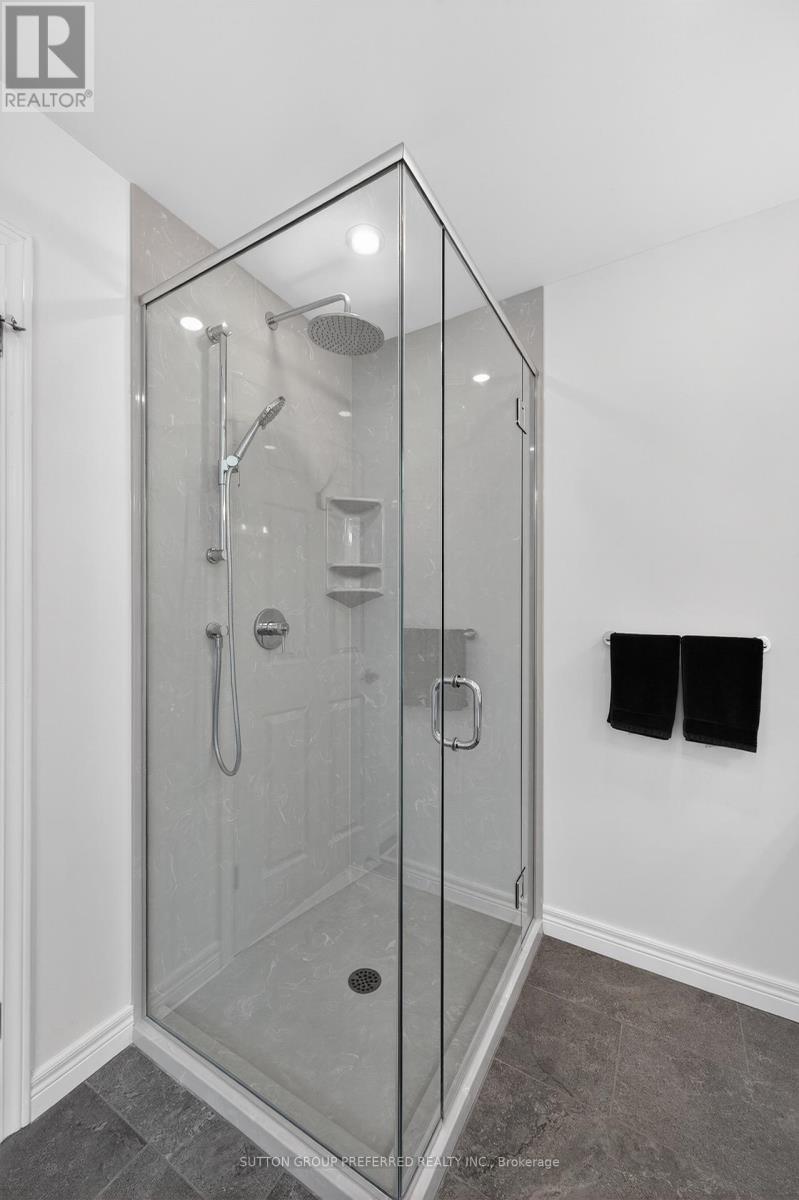 62 CARRIAGE HILL DRIVE - 37