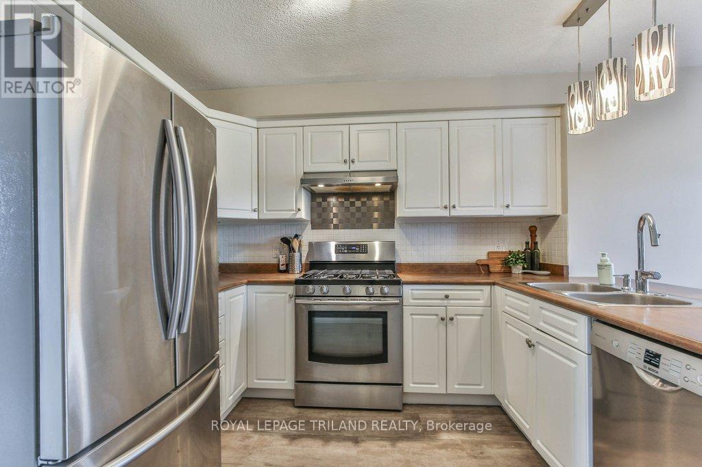 9 BROOKSIDE DRIVE - 15