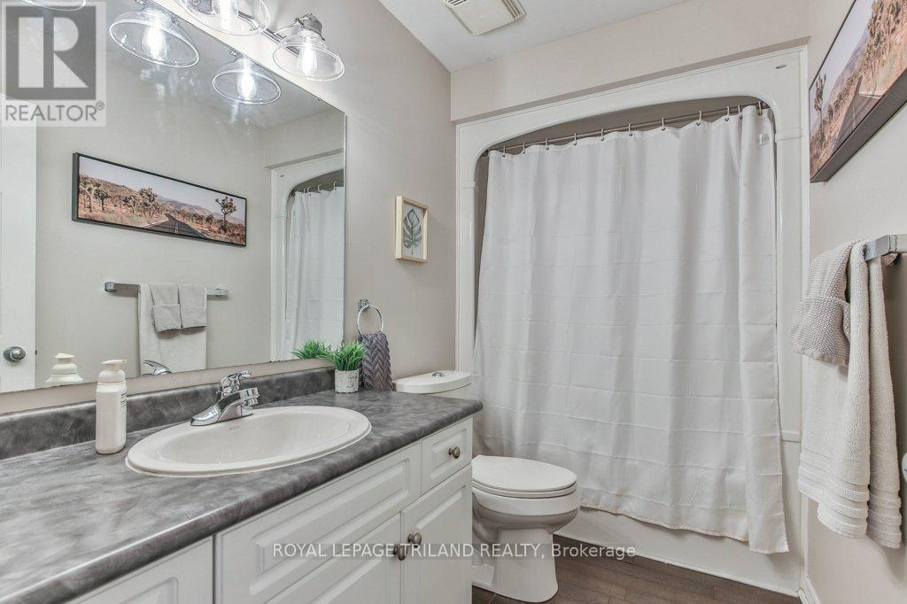 9 BROOKSIDE DRIVE - 25