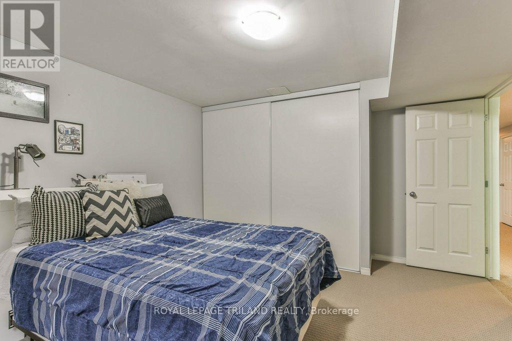 9 BROOKSIDE DRIVE - 31