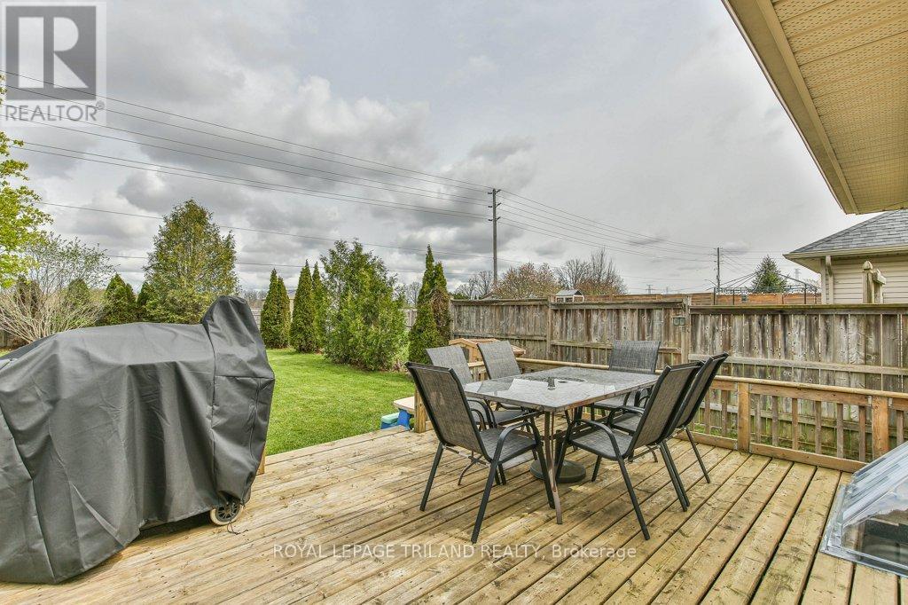 9 BROOKSIDE DRIVE - 34