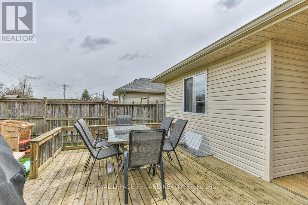 9 BROOKSIDE DRIVE - 35