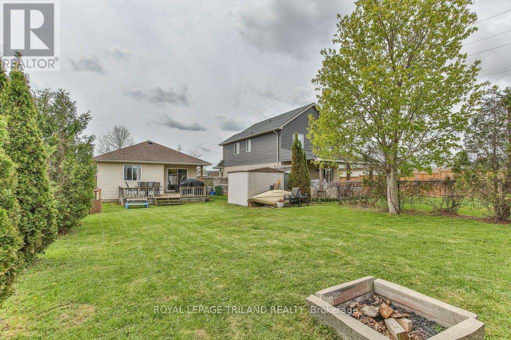 9 BROOKSIDE DRIVE - 43