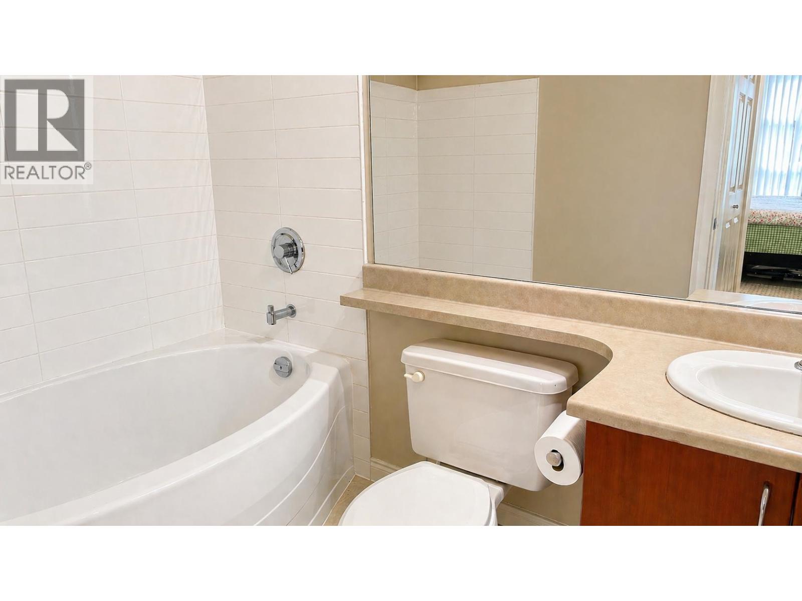 2 Bed, 2 Bath Apartment for Sale in Burnaby – 601 9266 UNIVERSITY CRESCENT, Burnaby – MLS# R3116365 - Image 10