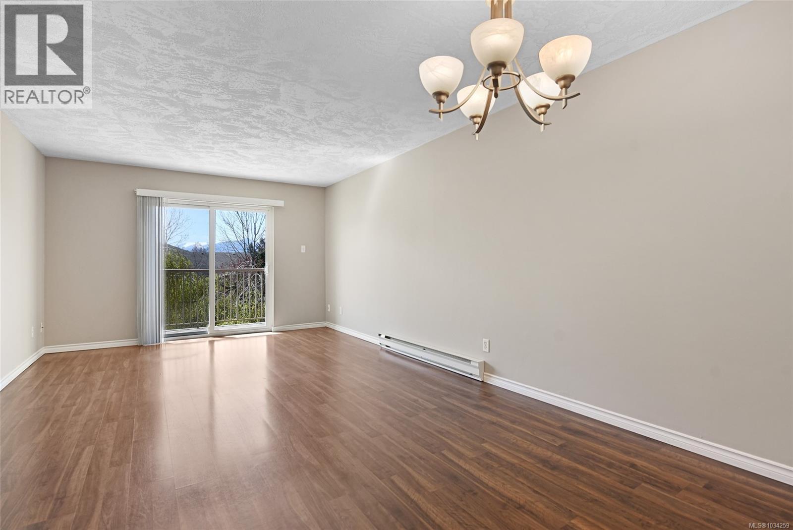 #205 4692 Alderwood Pl - 7