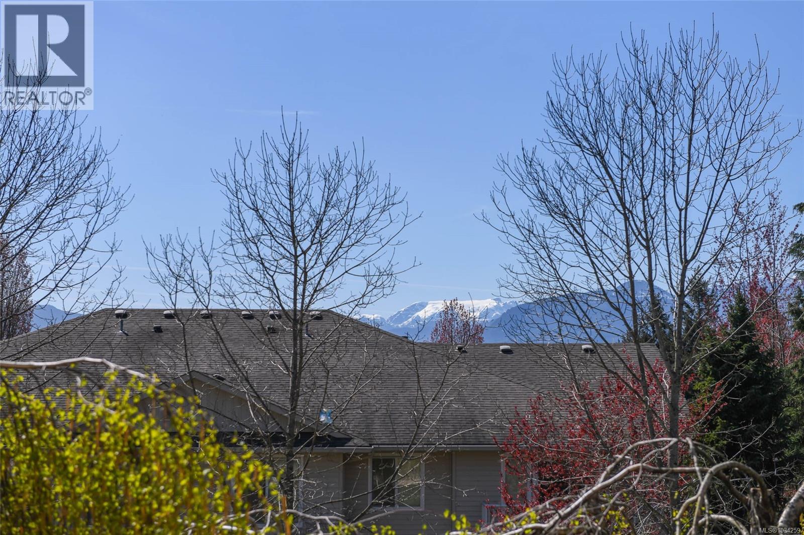 #205 4692 Alderwood Pl - 4