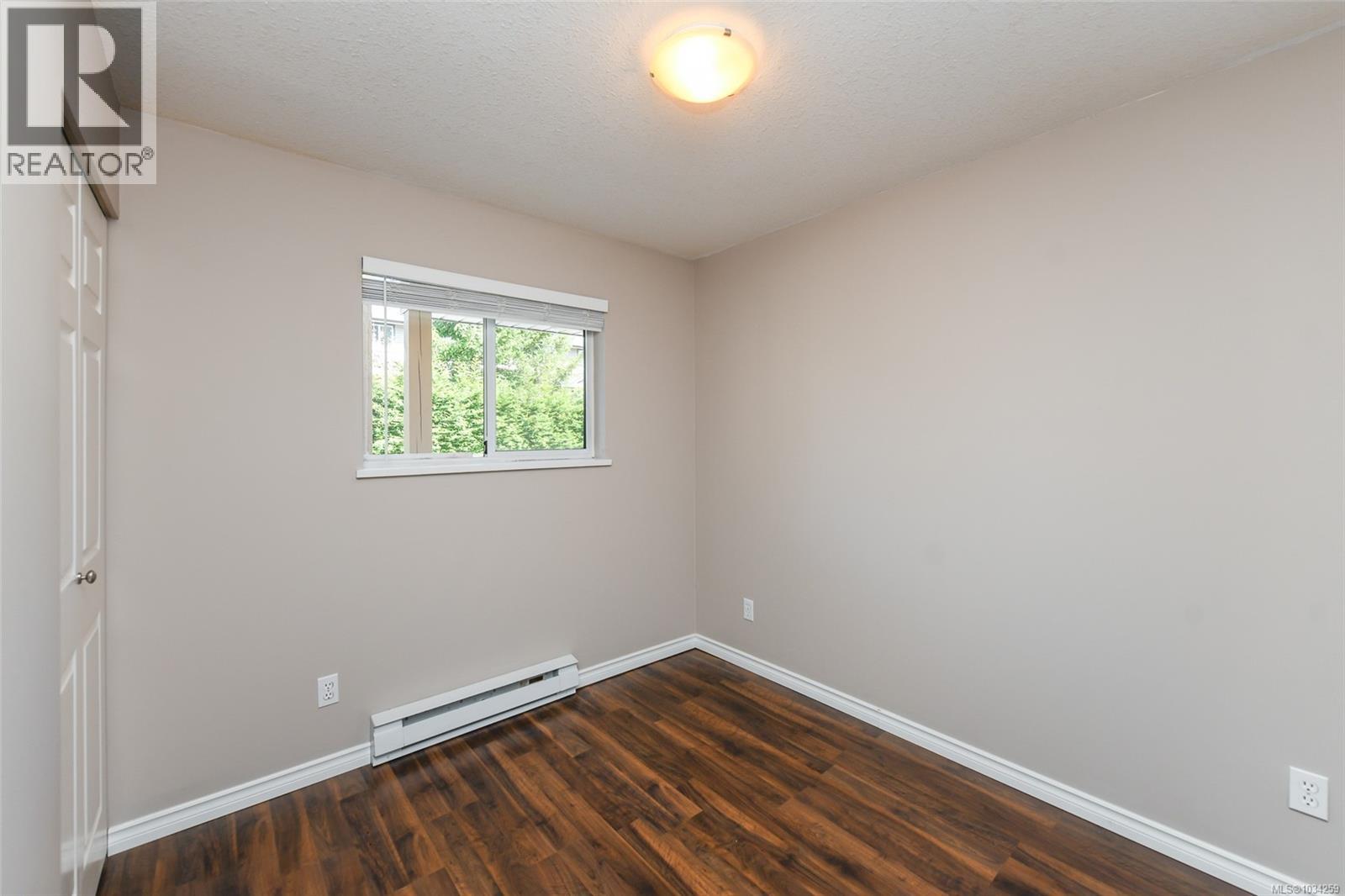 #205 4692 Alderwood Pl - 24