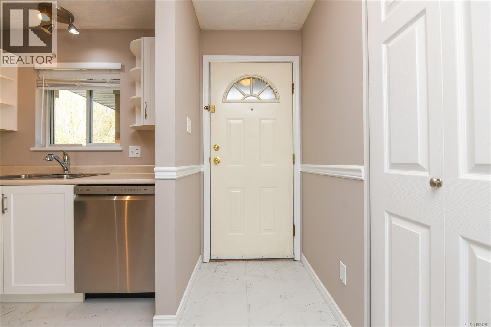 #205 4692 Alderwood Pl - 11