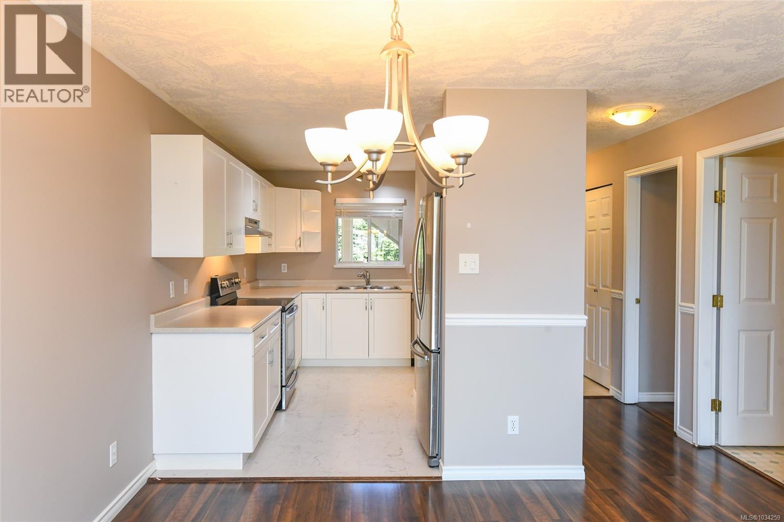 #205 4692 Alderwood Pl - 17