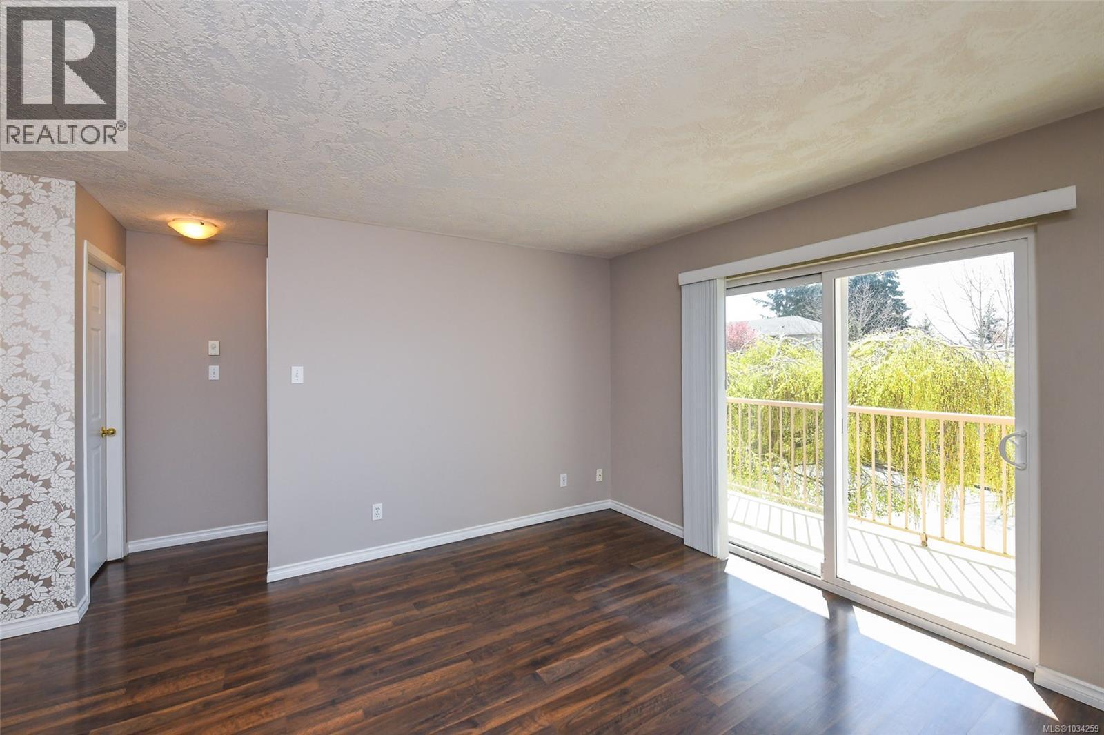 #205 4692 Alderwood Pl - 19