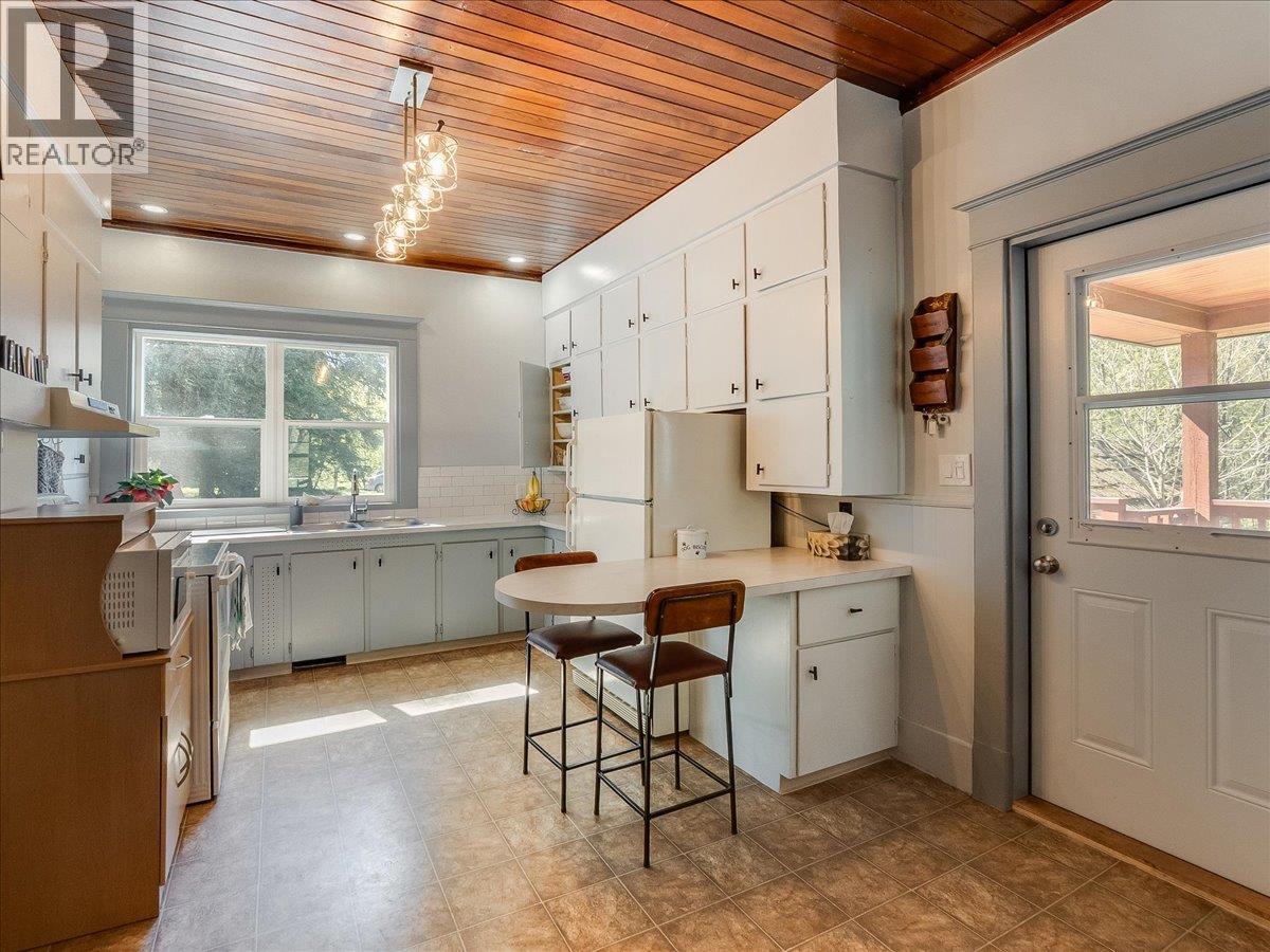 1448 Pass Creek Road - 15