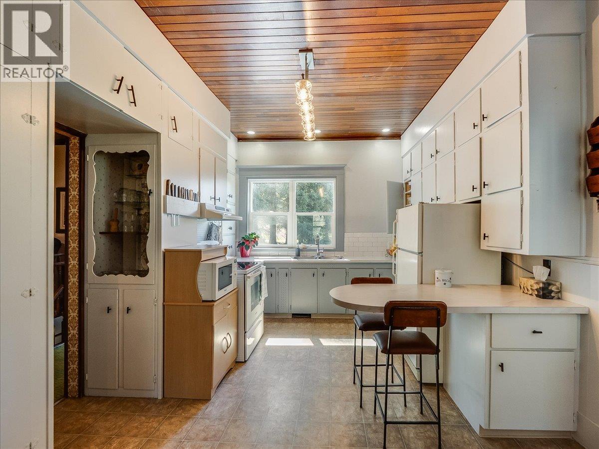1448 Pass Creek Road - 16
