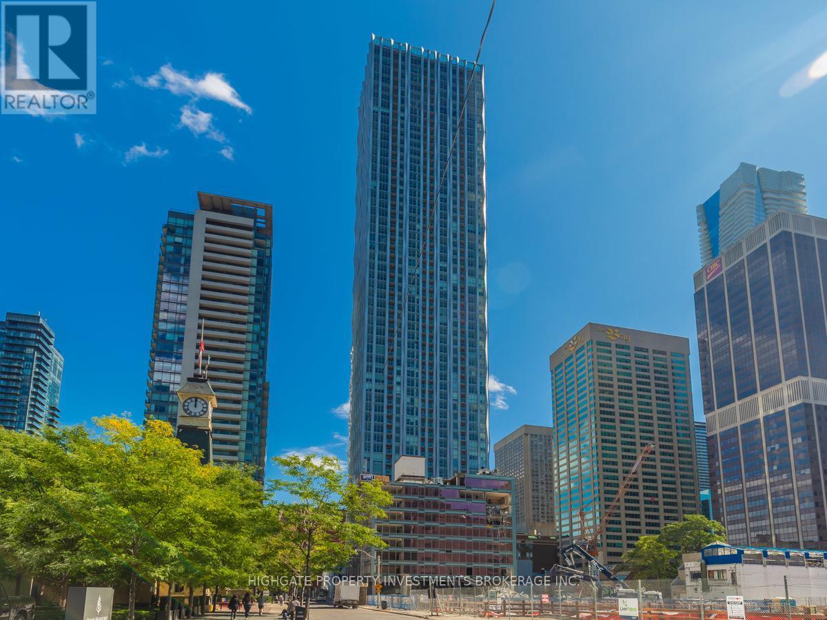 Listing photo of 4411 - 1 YORKVILLE AVENUE